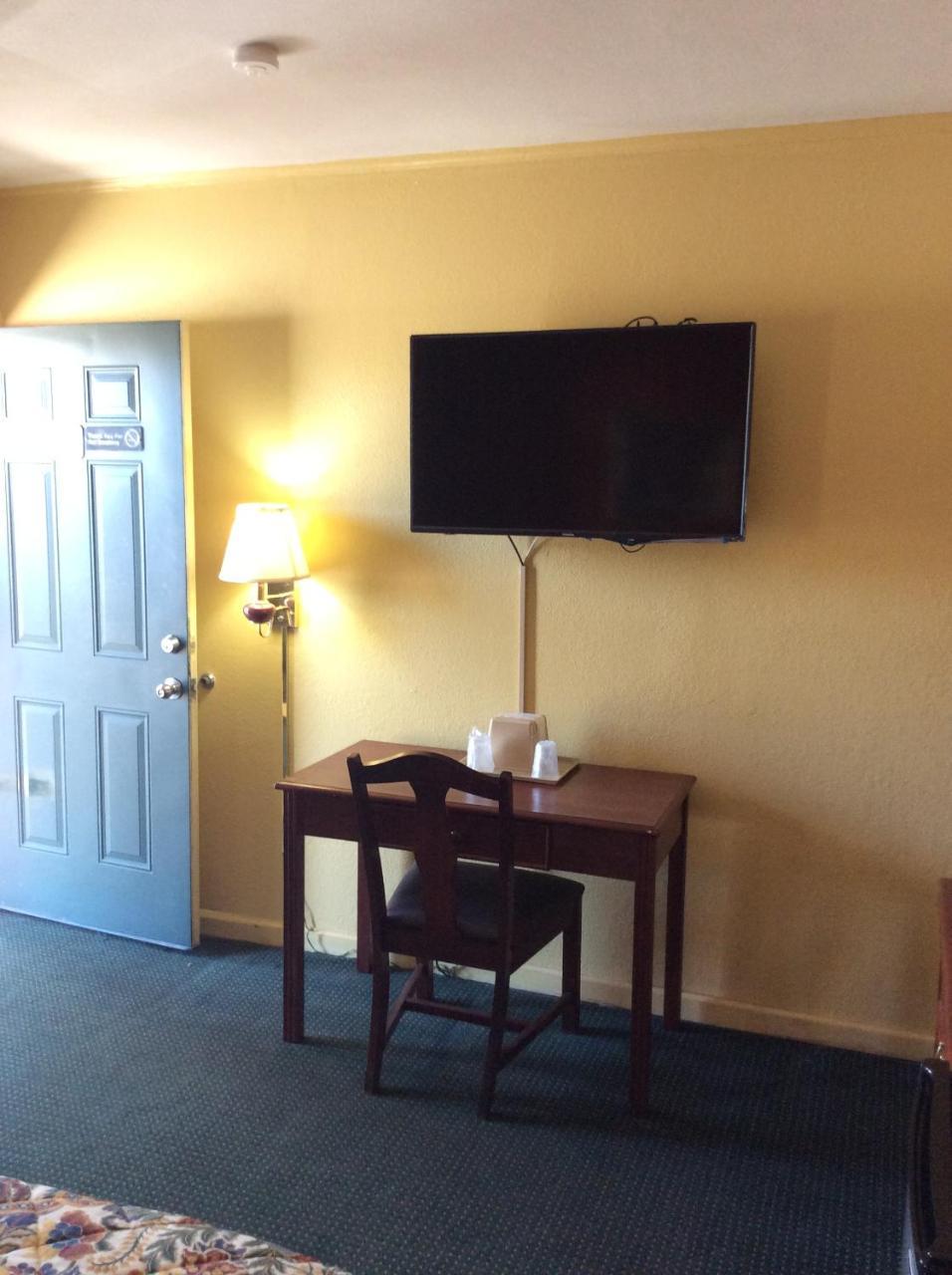 Greenlawn Motel Атмор Екстериор снимка