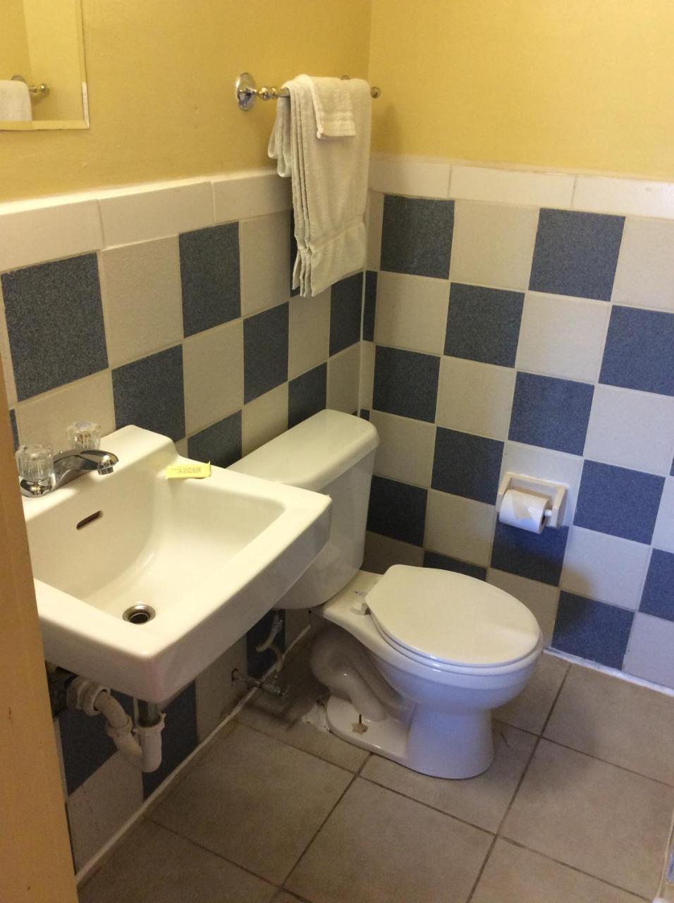 Greenlawn Motel Атмор Екстериор снимка